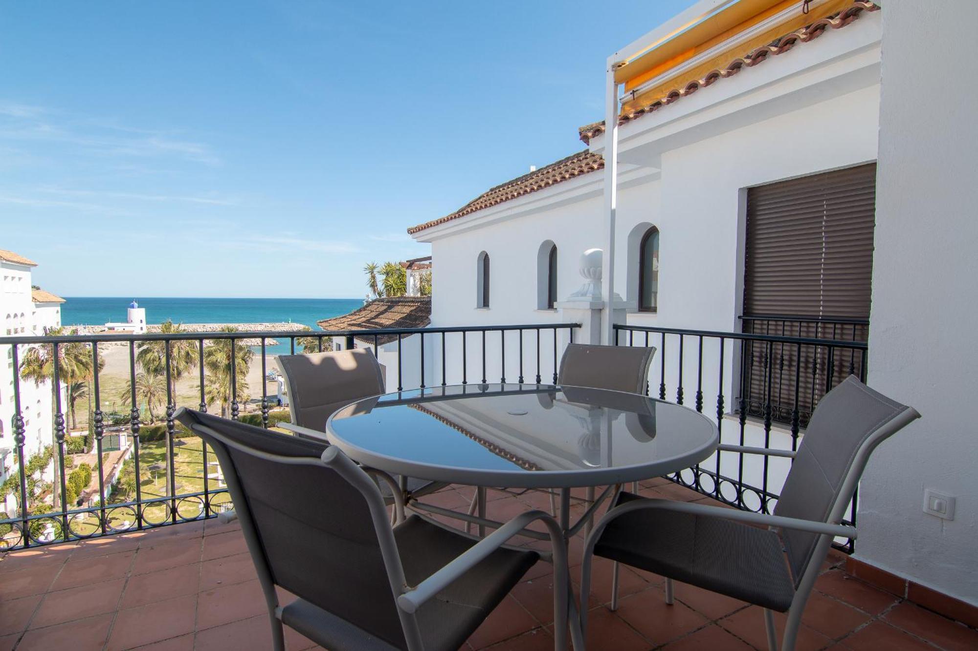 2233-Lovely 2 Bedrooms On The Beach, Pool And Port Manilva Exterior foto