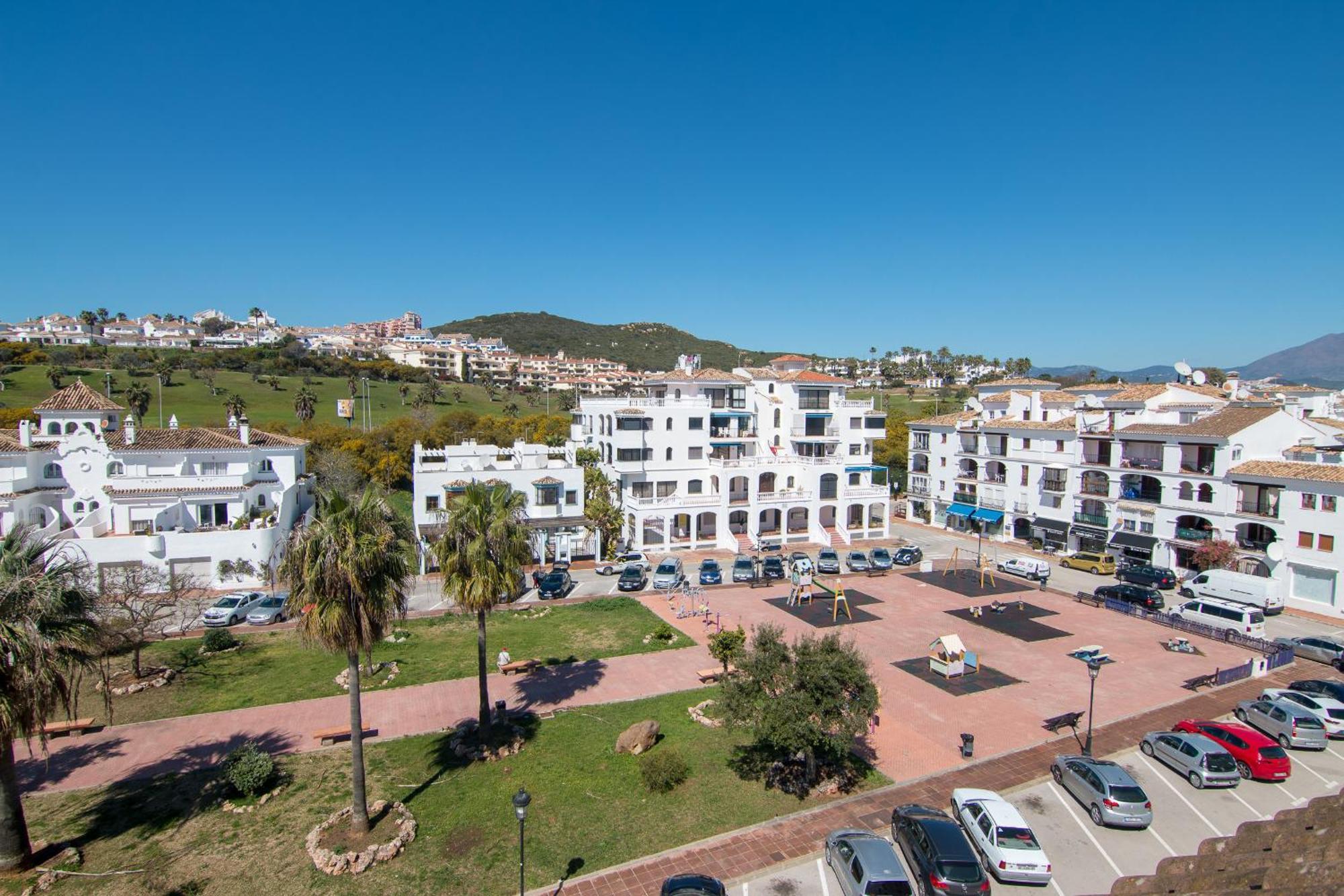 2233-Lovely 2 Bedrooms On The Beach, Pool And Port Manilva Exterior foto